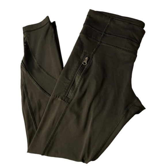 Lululemon Inspire Tight II (Mesh)
Black size 4 - Picture 14 of 16